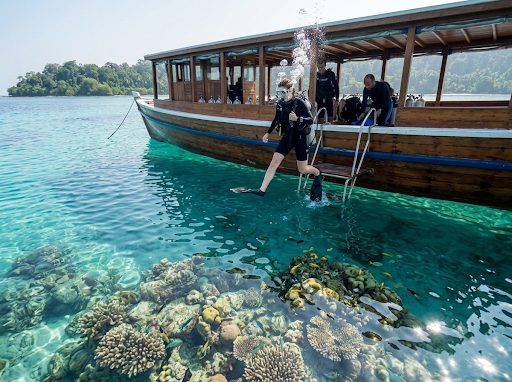 Discover Scuba — Boat — Havelock